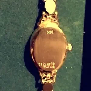 I\'m selling a 14k gold women\'s Bulova watch. Bulova | Accessories | Im Selling A 4k Gold Womens Bulova  main image 4